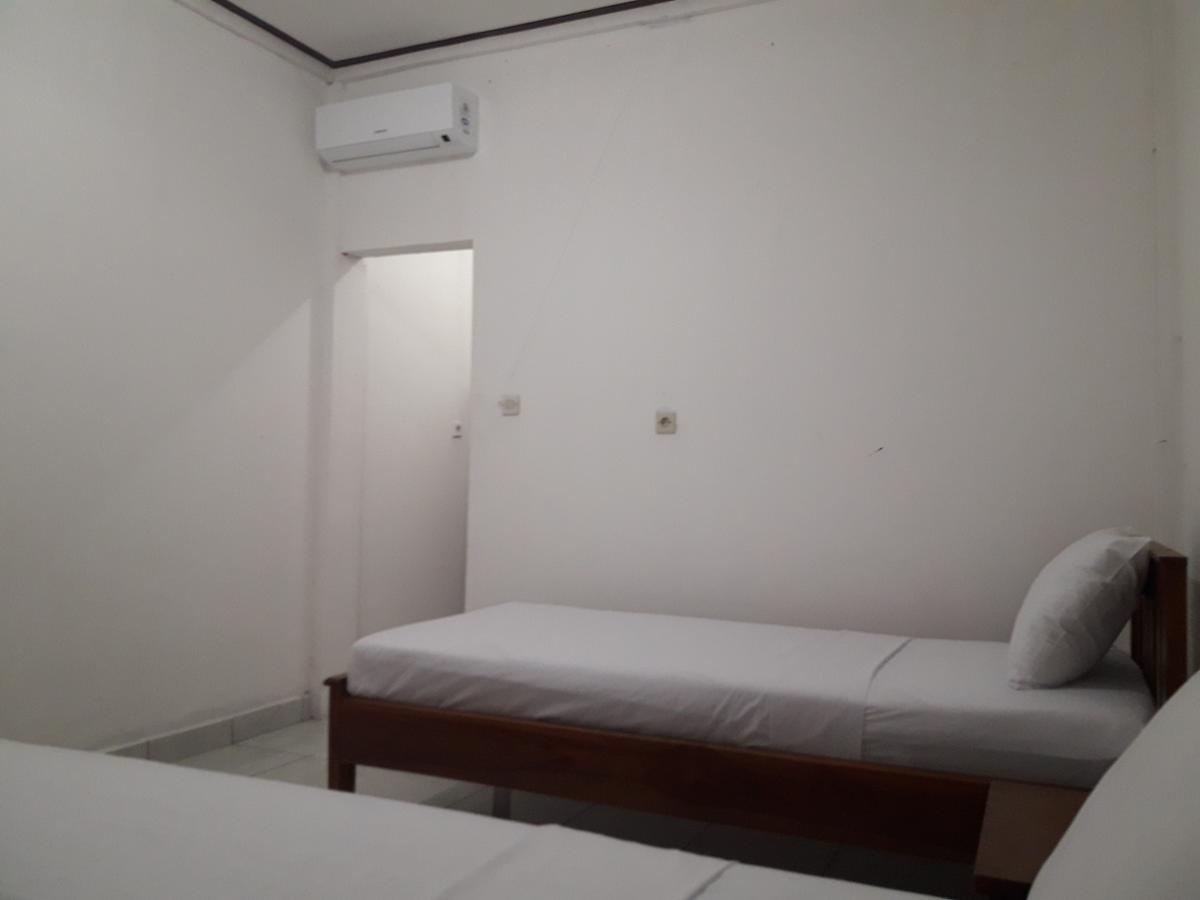 The Teuz B&B Labuan Bajo Eksteriør bilde