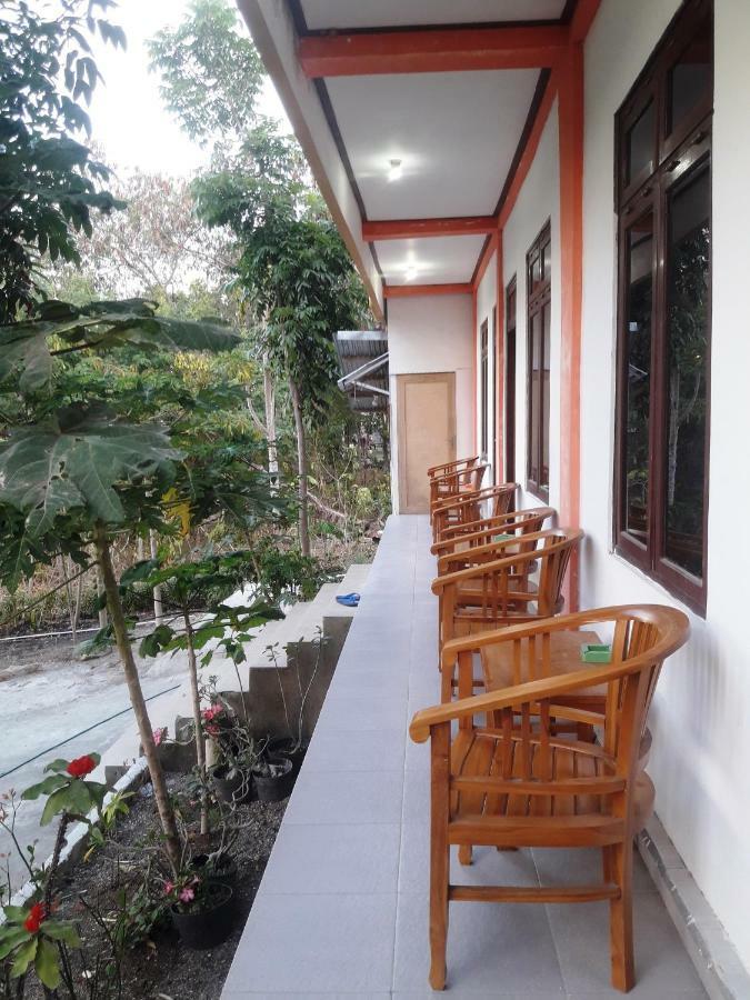 The Teuz B&B Labuan Bajo Eksteriør bilde