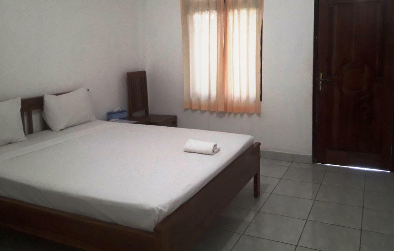 The Teuz B&B Labuan Bajo Eksteriør bilde